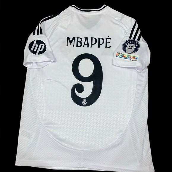 Mbappe # 9 Real Madrid - Picture 1 of 2